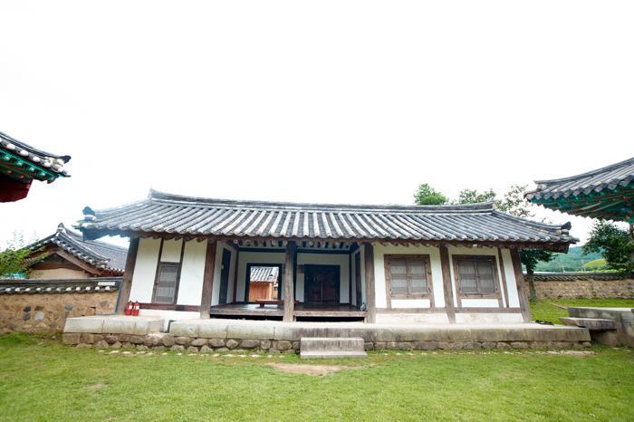 Seoakseowon Hotel Гиеонгджу Екстериор снимка